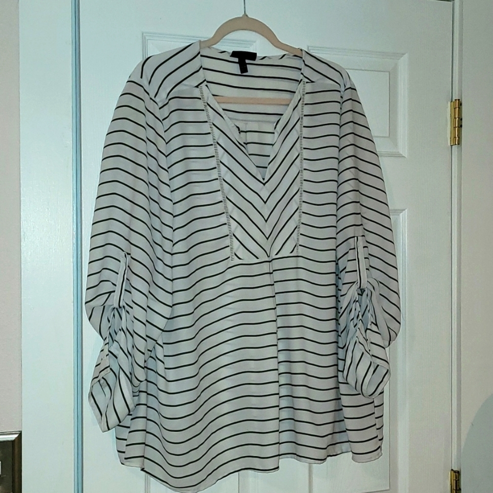 Lane Bryant size 22/24 shirt